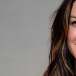 Alanis Morissette dice que fue violado por varios hombres cuando tenía 15 años