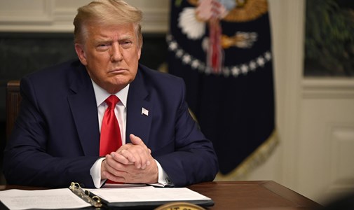 Impeachment: megszavazták a Trump elleni vádpontokat