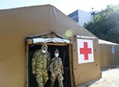 Benkő: hétfőtől 93 kórházban lesznek ott a katonák