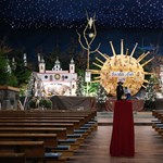 A huge coronavirus got behind little Jesus in a church in Germany