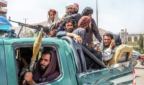 ¿Quiénes son los notorios talibanes cuyo regreso teme el mundo?