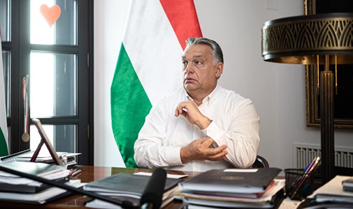 Orbán: Kijárási tilalom 8-tól, bezárnak az éttermek, a gimnáziumok digitális oktatásra állnak át