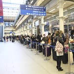 Brüsszel arra kéri a tagállamokat, függesszék fel a brit utazási tilalmat