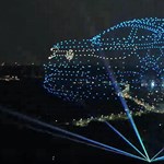 2000 drónnal rendezett futurisztikus légiparádét Kínában a Volkswagen ? videó
